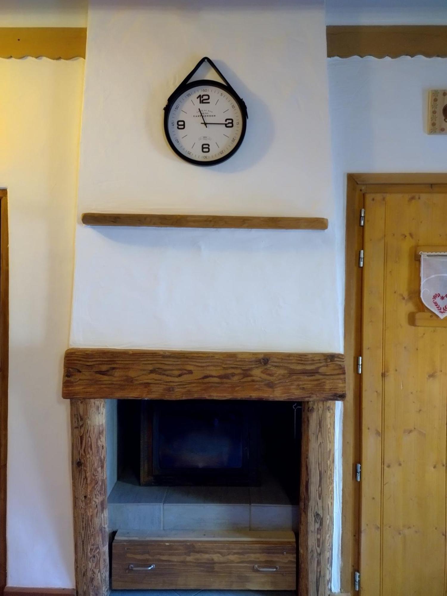 Chalet La Ferme D'Henriette, A Samoëns Habitación foto