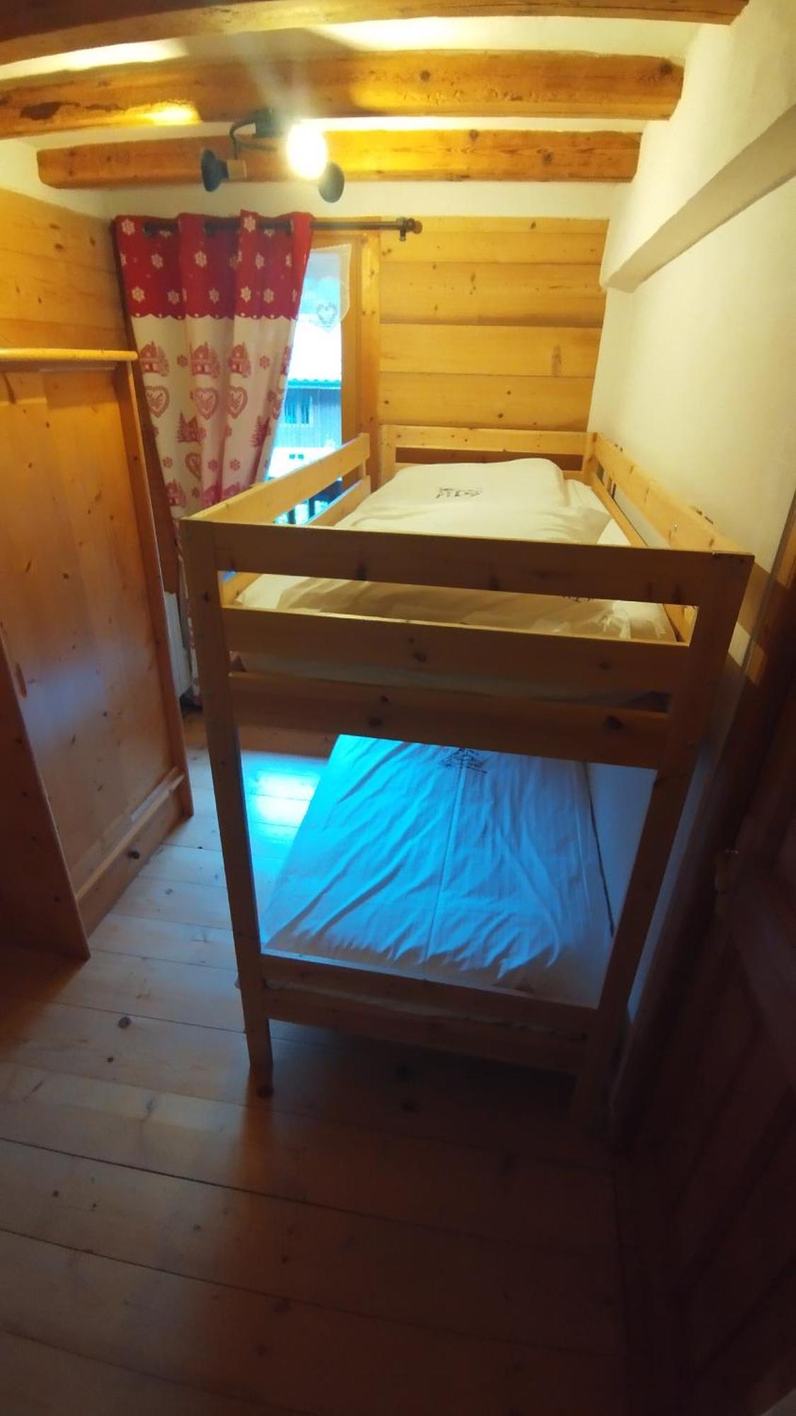Chalet La Ferme D'Henriette, A Samoëns Habitación foto